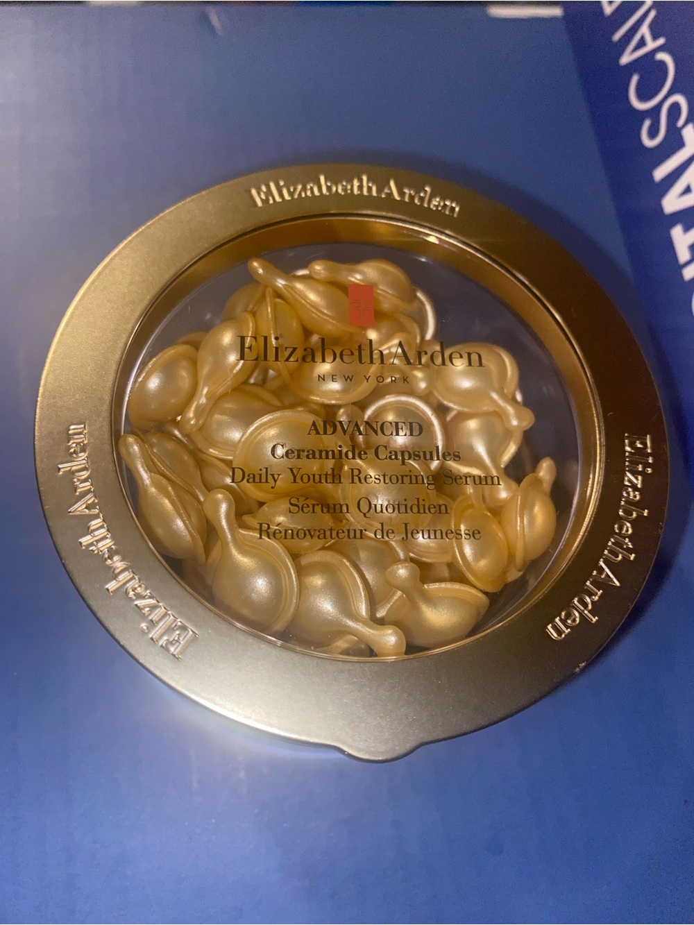 Elizabeth Arden Gold Ceramide Capsule Serum Jar